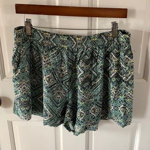 Mossimo Summer Shorts Size Large